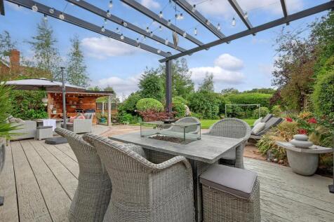 entertaining area