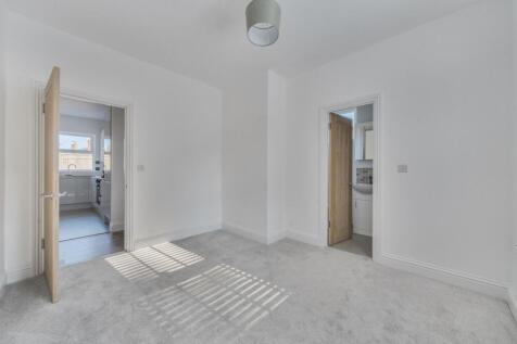 1341562-5-689ef3b...