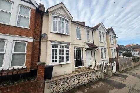 64 seaforth avenue.jpg