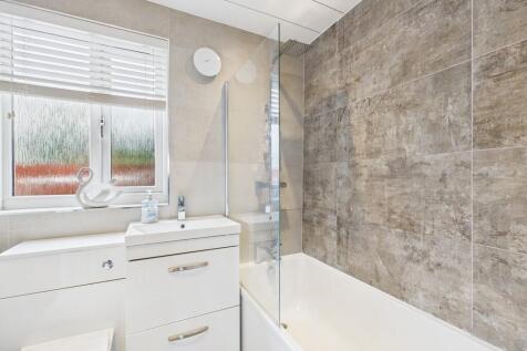 CAM05526G0-PR0055...