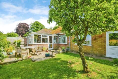 REAR OF THE PROPERTY.jpg