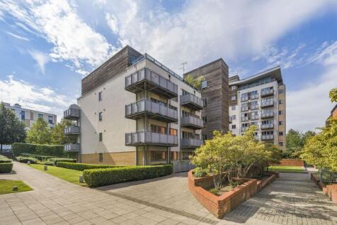 ZERO DEPOSIT AVAILABLE. LONG LET. Set on the 3rd floor of a modern development with underground parking, this stylish 1 bedroom apartment benefits from a contemporary open-plan reception room/kitchen