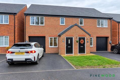 3 Bedroom Semi-Detached in S42 5ZL