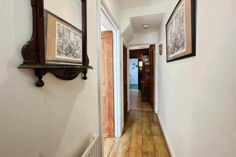 b161d974--4AB2-90BE-D4C0A8843049-32714-00000B763FB