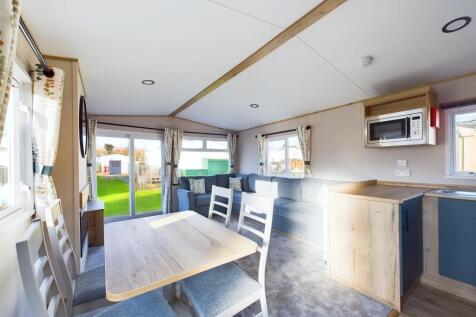Open Plan Kitchen/Reception Room