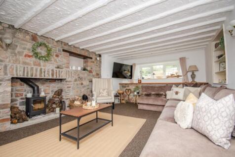 Living room.jpg