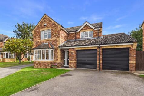 Vicarage Walk - Main Photo