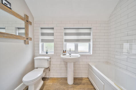 1329312-7-688a487...