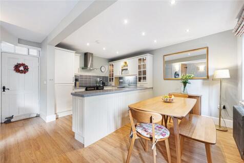 Kitchen / Dining Are