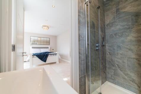 Award-winning Media team on EVERY Listing_37