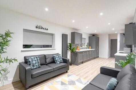 7 Bedroom Terraced in PO4 0DF