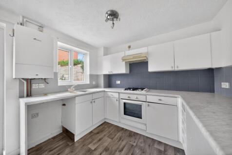 Kitchen close up.jpg