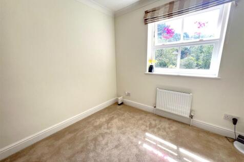 small room .jpeg