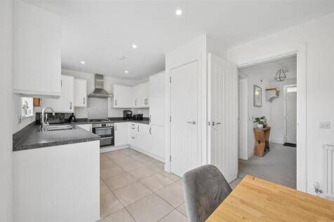 HYTHE TERRACE, 3-18.jpg