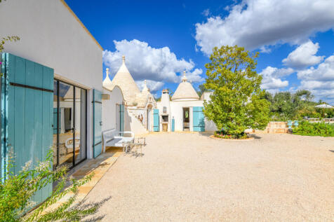 048_villa_Trullo_Natalicchio_for_Sale_ostuni_p.jpg