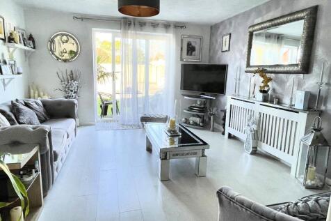 Lounge / Dining Room