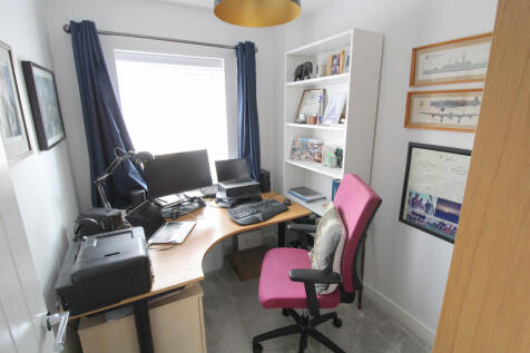 BEDROOM 4/OFFICE