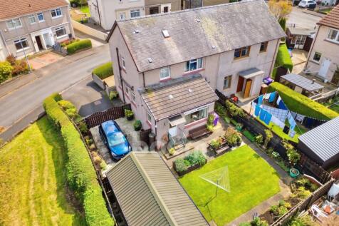 Mair Avenue, Dalry rear garden