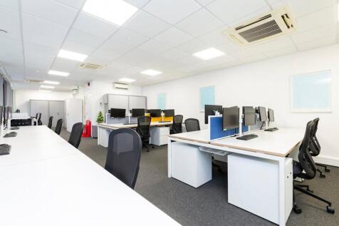 3 Cranwood Street - 06.jpg