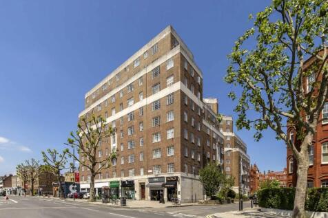 A wonderful south-facing studio flat in a secure portered art-deco style development next to Ravenscourt Park. The flat is located on the 8th floor with lift-access, plenty of natural light and stunni