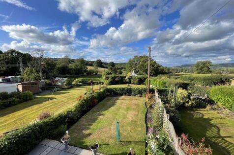 Rear Garden & Views