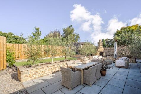 Sheltered mediterranean style garden