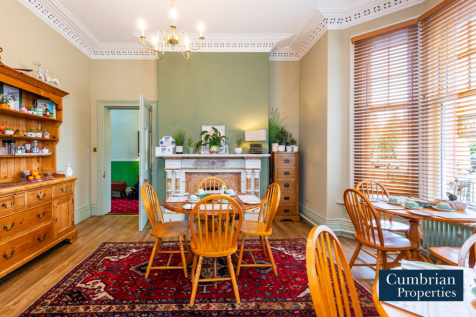 Breakfast Room