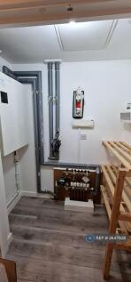 Airing Cupboard With Storage