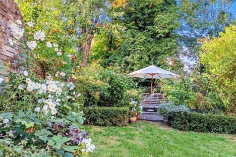 Pretty Garden