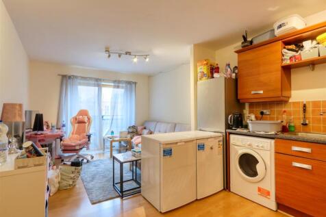 Kitchen Living area
