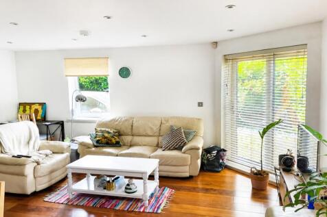 54 Finsbury - 9