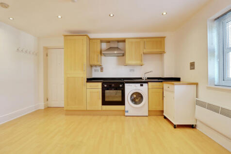 1 Bedroom Flat in SS6 7BF