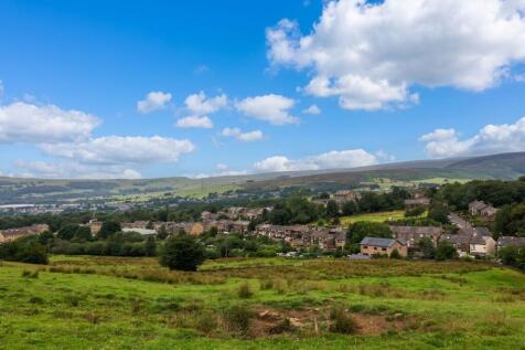 Padfield Village