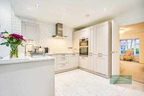 79663_12796324_IM...