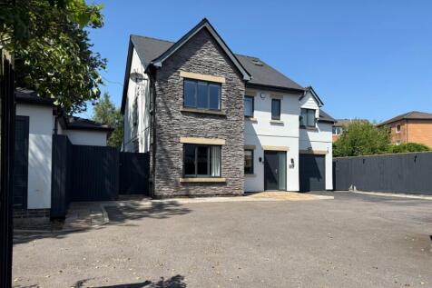 Award-winning Media team on EVERY Listing_78