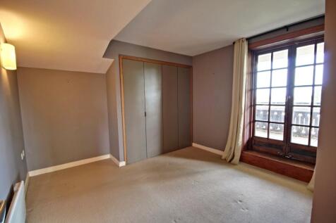 F401 Sir Giles Gilbert Scott Building - Bedroom-Fr