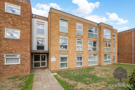 2 Bedroom Flat in SM2 6QB