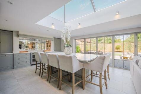 Open plan living kitchen