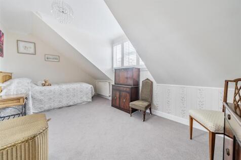 1371604-10-68f7acb45e132-ARW .jpg