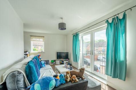 lodge gardens (3 of 6).jpg