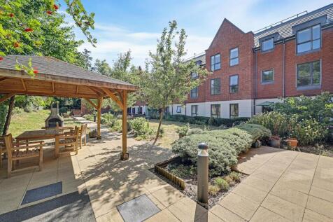 07-f9f286776 - WB - MCSR - 21 Birch Place - 076-me