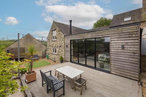 Inner courtyard 2.jpg