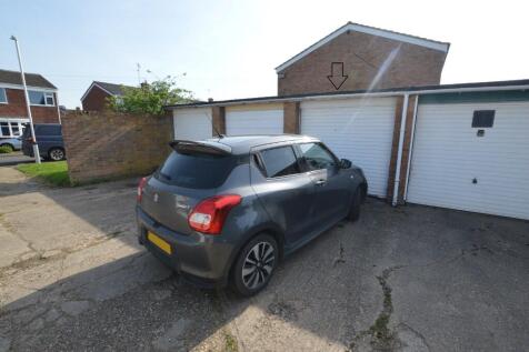 Garage & Driveway