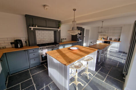 Kitchen-Dining Room-angle 3