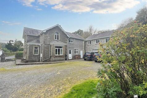 WhatsApp Image 20251001 at 144538.jpg