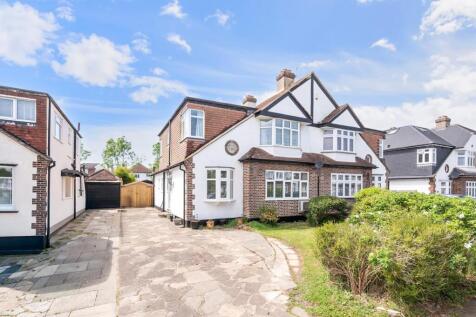 OAKS AVENUE