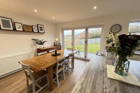 Open Plan Dining Kitchen