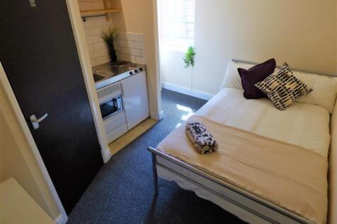 STUDIO ROOM | Fully Furnished | Great Location | Excluding Council Tax | Utilities Included | Self Contained | Off Street Parking | Great Motorway Links | No Fees