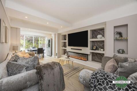 564 Upper Brentwood Road -014.JPG