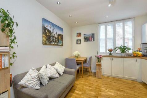 Smart One Bedroom Apartment In A Period Building | 312 SqFt | Refurbished Throughout | Amazing Location | Furnished | A Short Walk From Pimlico's Boutique Shops & Cafes | Pimlico (0.3 miles) St. James
